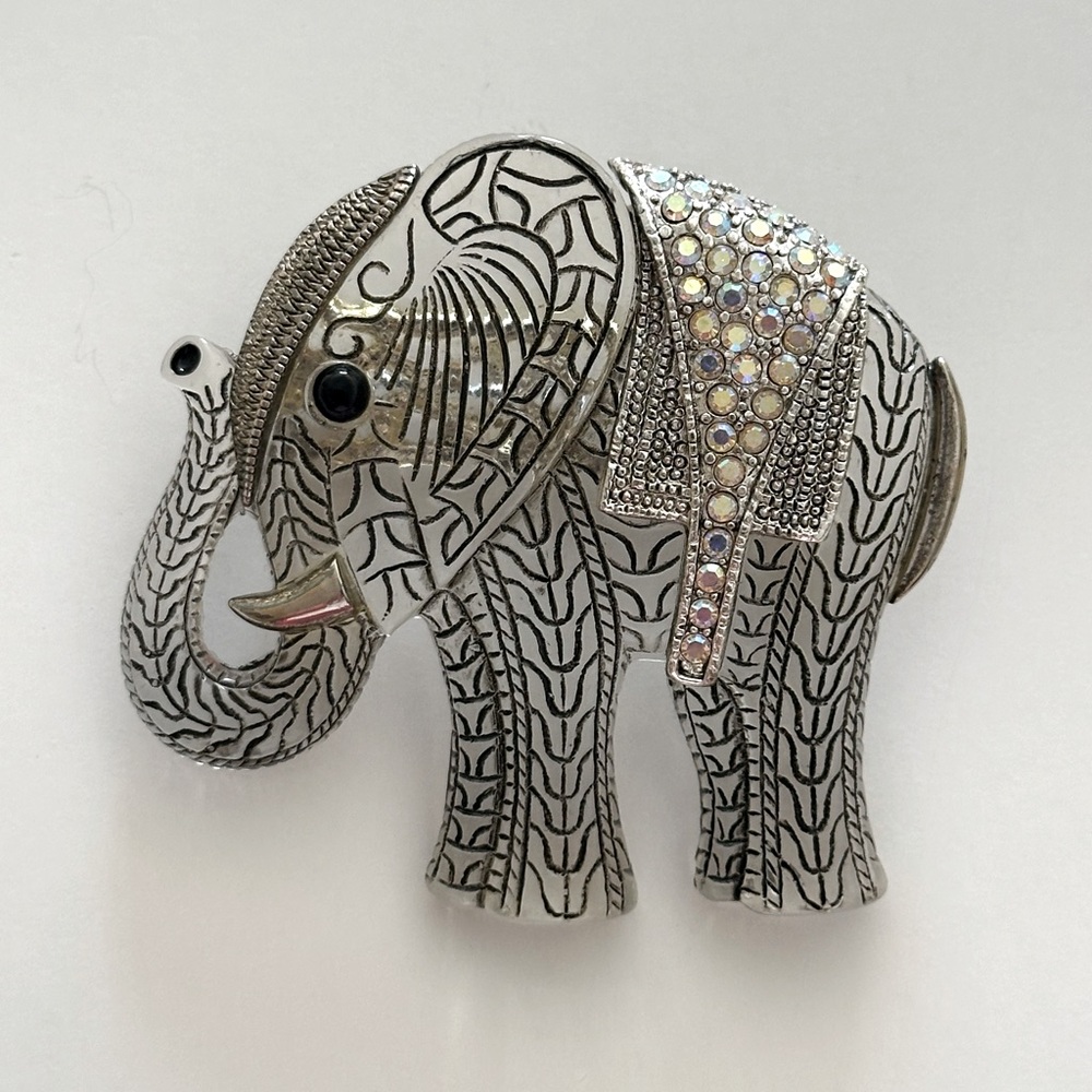 Vintage Large Elephant Brooch Clear Acrylic With Rhinestones 3” x 2.5”